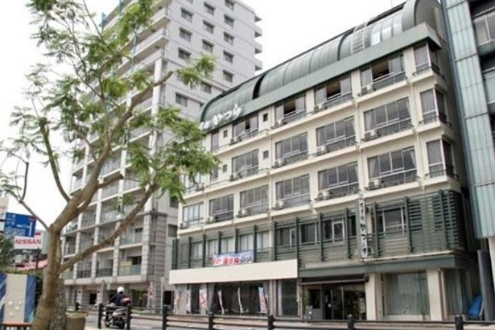 ホテルかつらの外観