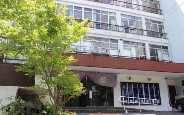 山陽ホテルの外観(昼)