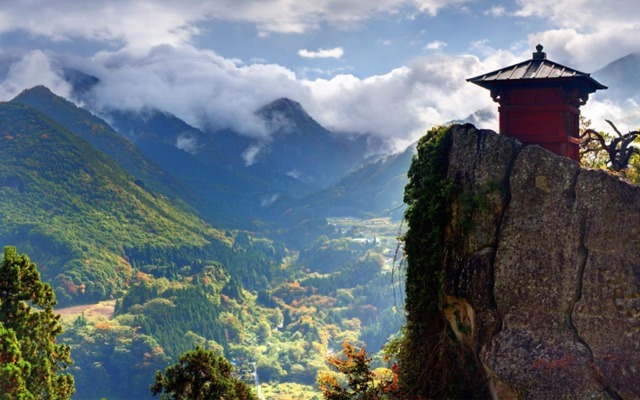 宝珠山立石寺